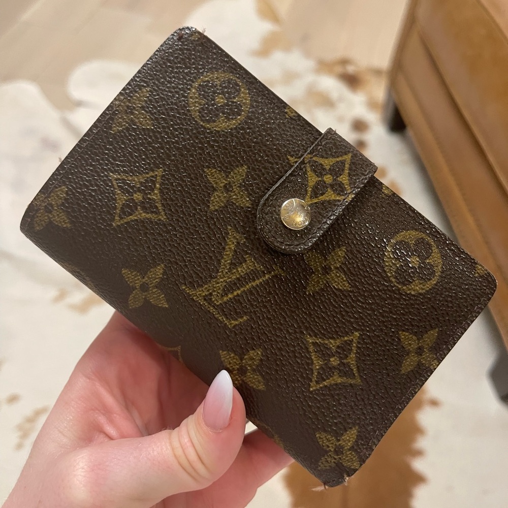 Louis Vuitton French Purse Waller